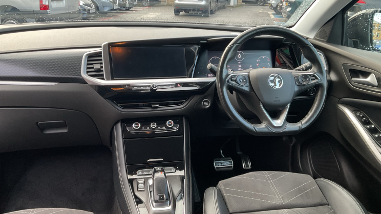 Vauxhall Grandland 1.5 Turbo D Ultimate 5dr Auto Diesel Hatchback